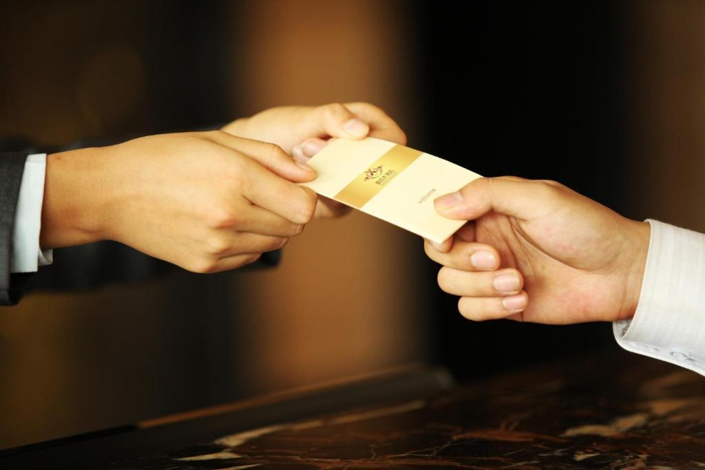 Xiongzhao Grand Hotel Weishan 다리 외부 사진