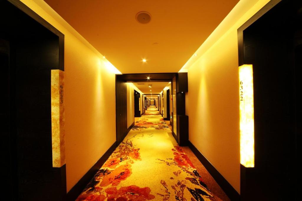 Xiongzhao Grand Hotel Weishan 다리 외부 사진